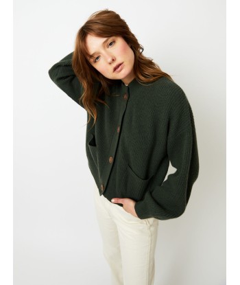 CARDIGAN ROY MILITARY GREEN s'inspire de l'anatomie humaine